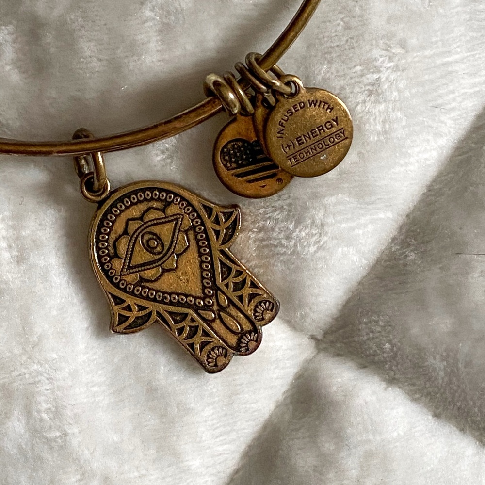 Hand of Fatima Alex and Ani